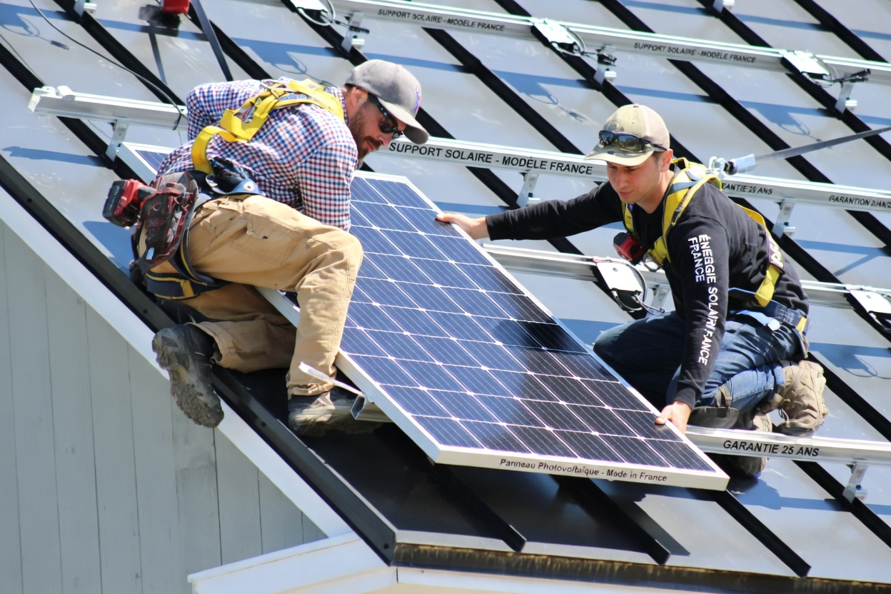 Les bienfaits nocturnes de manger de l’ail cru avant de se coucher