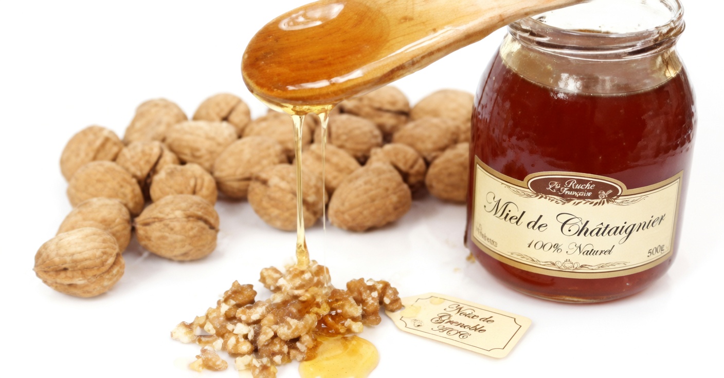 Remède naturel au miel et aux noix pour la santé de la thyroïde